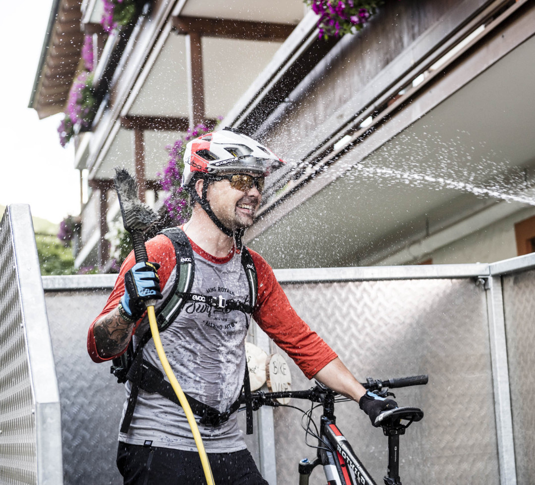 eva, Hotels Moutainbikeurlaub in Saalbach 